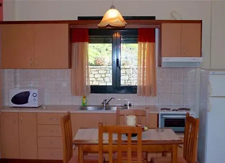 Guesthouse Anthoula Derviziana Chambre photo